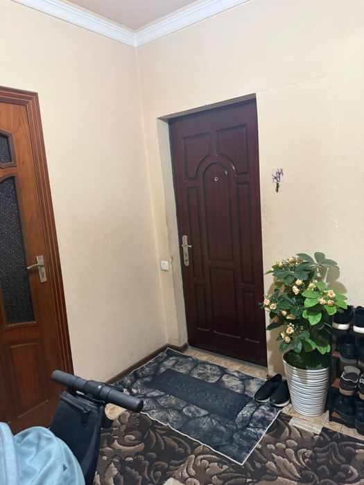 ПРОДАЕТСЯ 4/4/12 Госпитальный  Ор-р: Huawei office Мет Ойбек