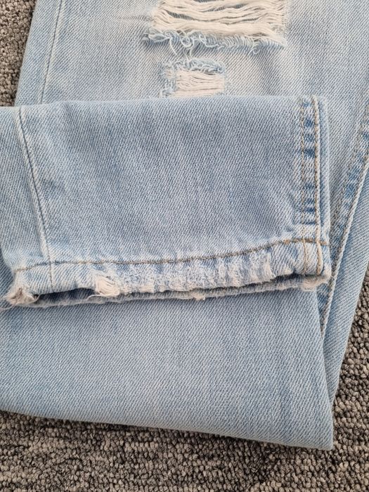 Blugi Boyfriend  cu rupturi