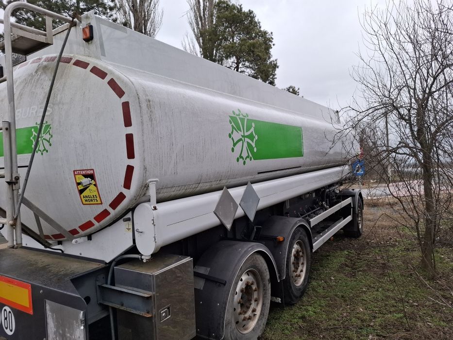 Cisternă 18000l aluminiu pe arcuri cisternă apă  Bazin apă pe stoc