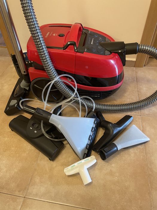 Перяща прахосмукачка bosch