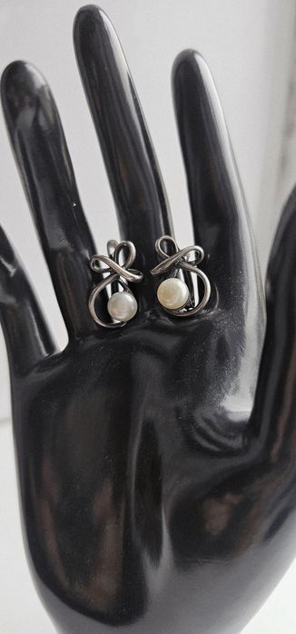 Серьги серебряные.