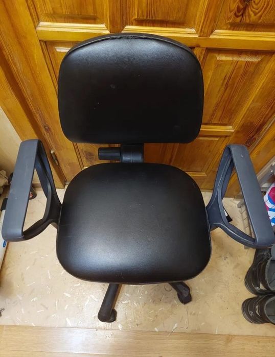 Продам компьютерное кресла