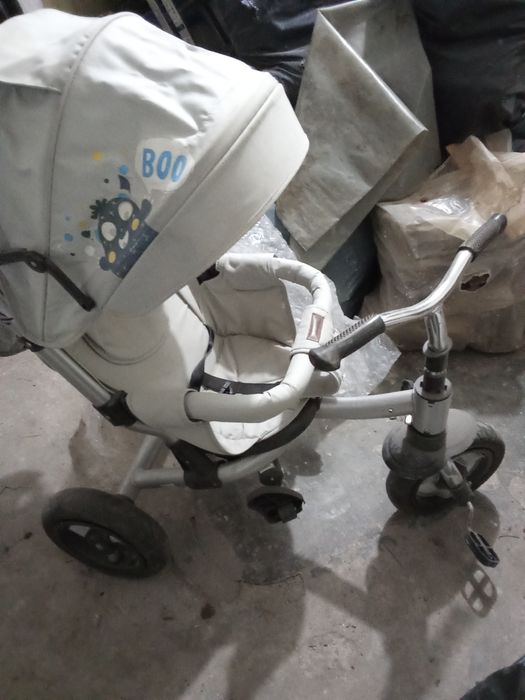 Детска количка-триколка