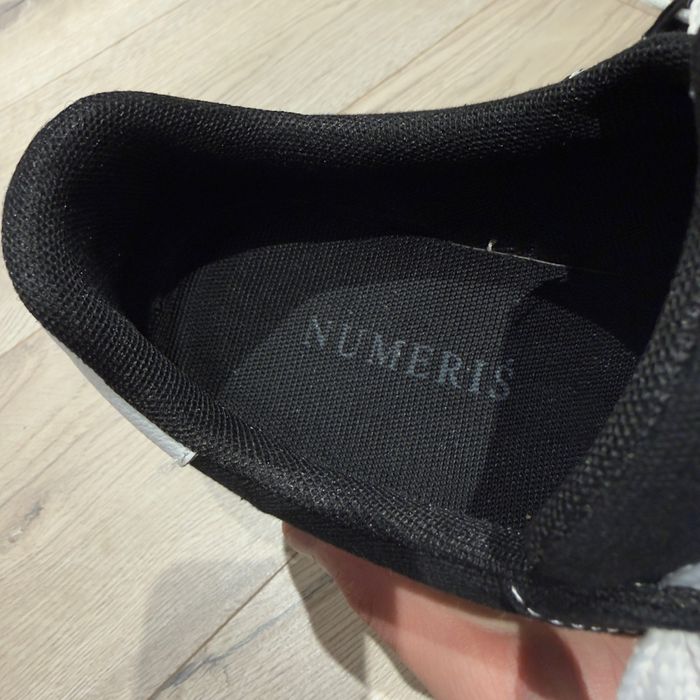 Adidasi Numeris