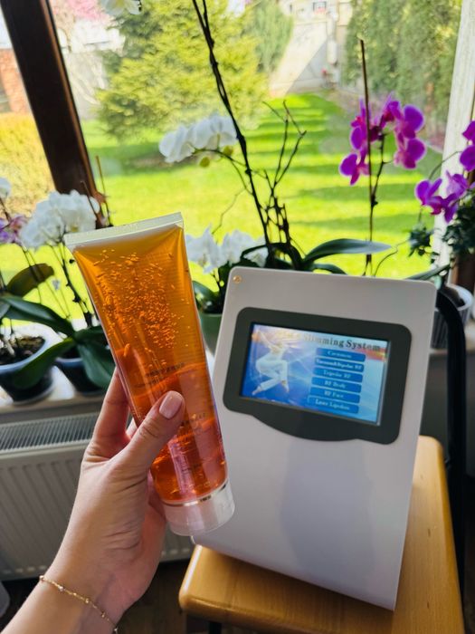 NOU! Aparat Profesional Remodelare Corporala Cavitatie 6 in 1