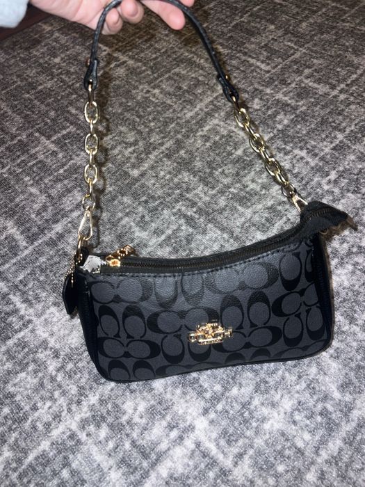 Чанта Coach 33€