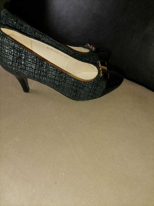 Страхотни нови обувки на ниски цени