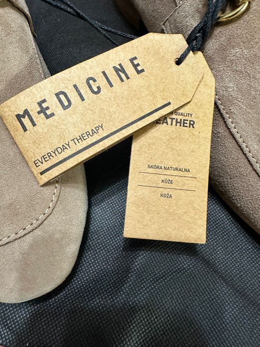 Обувки Medicine от естествена кожа