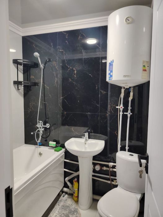 CHirchiq shahar 8 mikrarayon 1 xonalik arenda