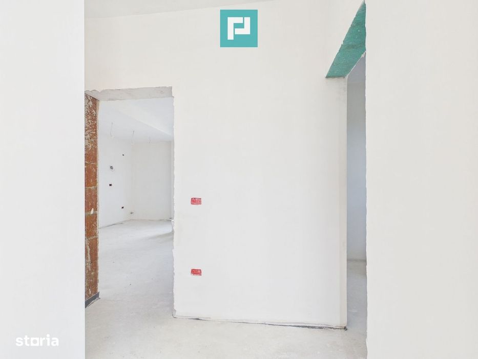 Duplex luminos 101 mp utili, teren 350mp în Covaci