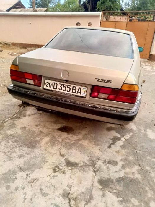 bmw м7 е32  сотилади келишамиз