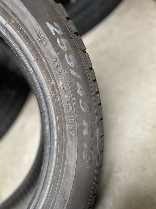 255 45 19 Pirelli Scorpion (seal inside) 4buc