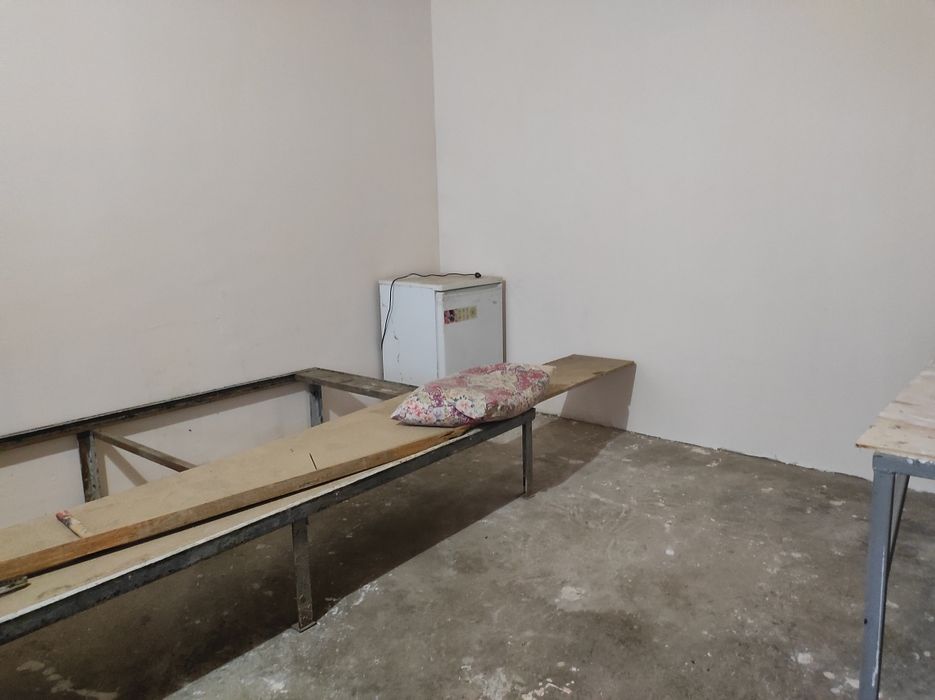 Зангиота, "Қуёшли" ("Солнечний") МФЙда 3 хонали уй ижарага берилади.