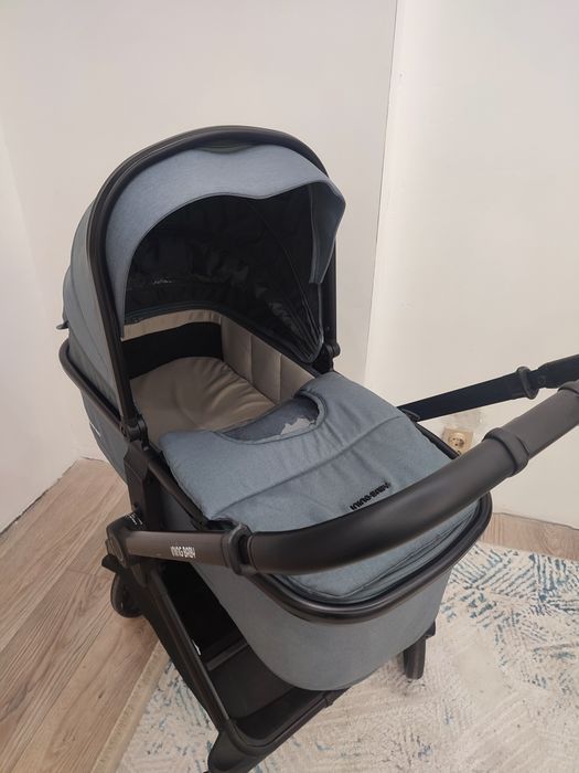 Продам коляску 2 в1 с перекидной ручкой