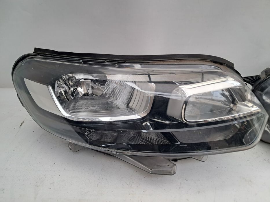 Фар Citroen Jumpy 2016/22г 2 бр 60 е