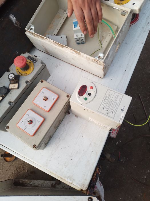 Baterii mari penu aragaz cu patru ochiuri stare buna