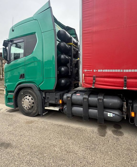 SCANIA CNG + Kassbohrer Прицеп Сотилади