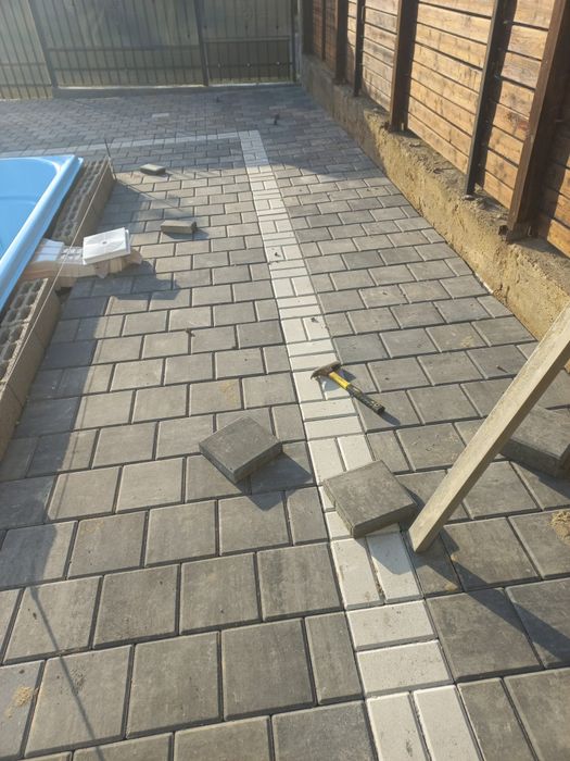 Montaj Pavele, Dale Si Borduri