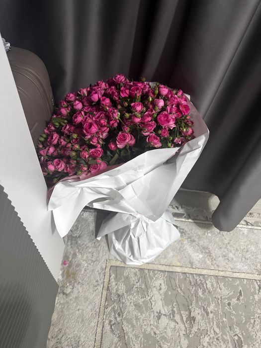 Продам Букет спрей роз