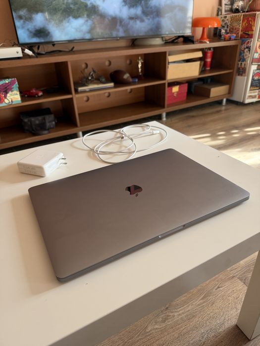 MacBook Pro 2019