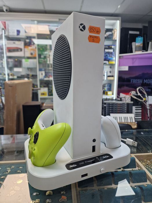 Amanet Vitan 107 / Xbox Series S / 2 Manete