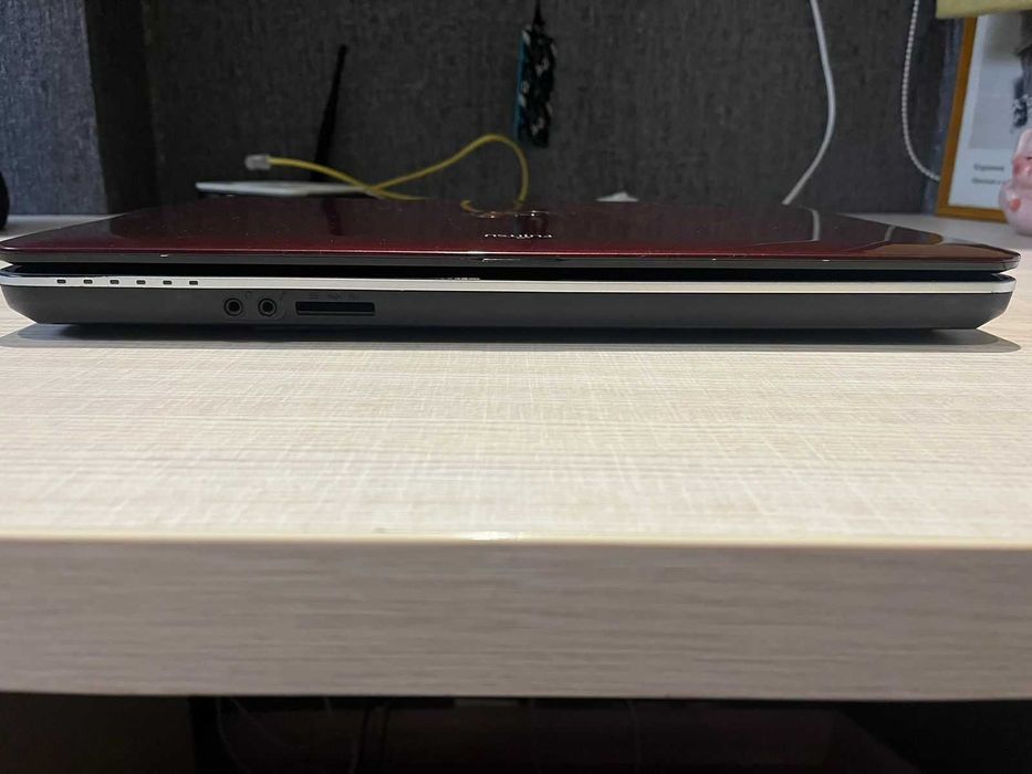 Fujitsu LIFEBOOK AH531