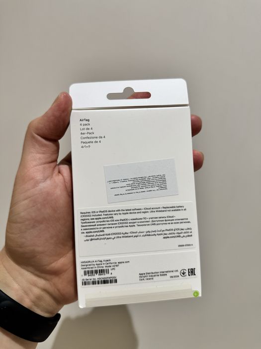 Apple AirTag (4 pack) новые