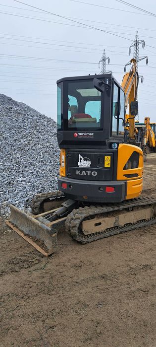 Inchiriez Miniexcavator