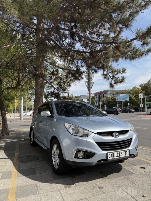 Продаю Hyudai Tucson срочно !!!