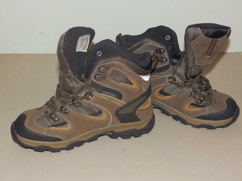 Обувки Highland Creek