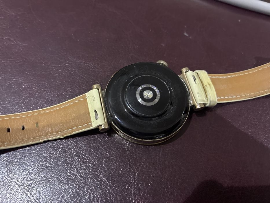 Huawei watch GT 4 , 44mm