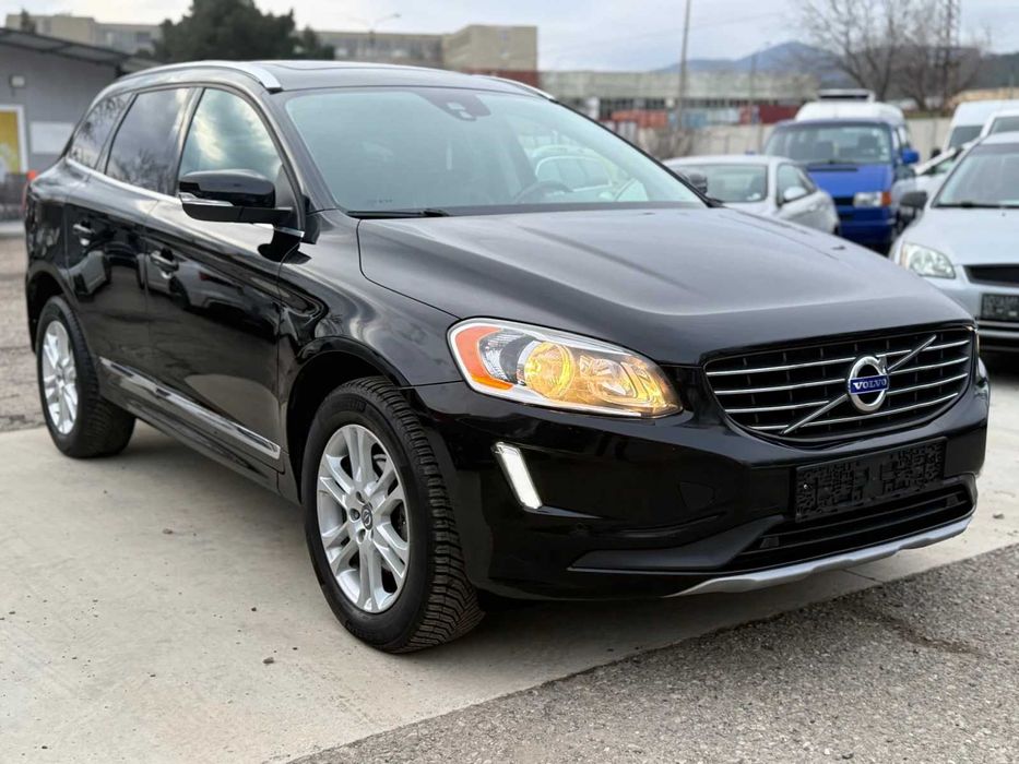 Volvo XC60 Бенз/ГАЗ* ПОДГРЕВ* 4х4* КАМЕРА* АВТОПИЛОТ  СПЕЩНО ПРОДАВА