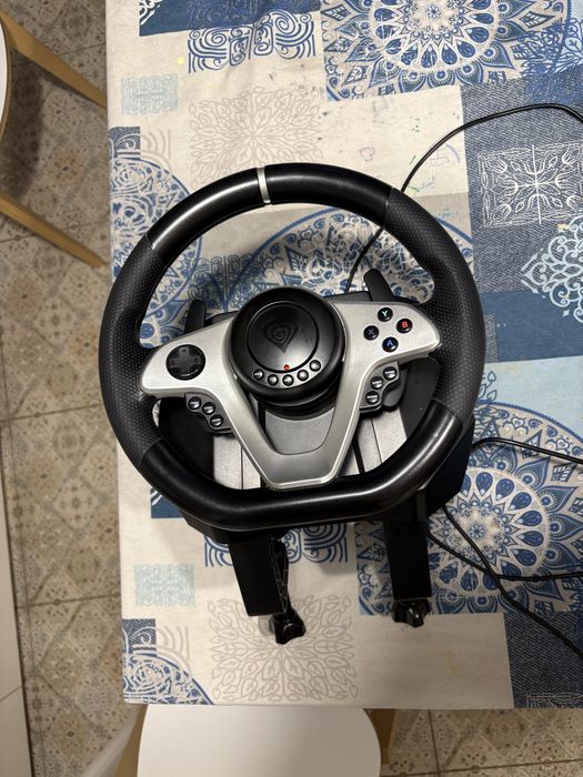 Волан и педали Genesis