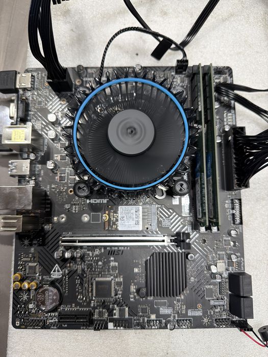 Kit Placa MSI h610m. Procesor i5 12500  16g ram 512g nvme