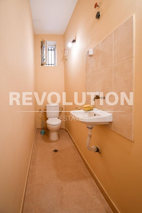 Дава се под наем Магазин в София, Център - 25 кв.м за 600 € - Снимка #2