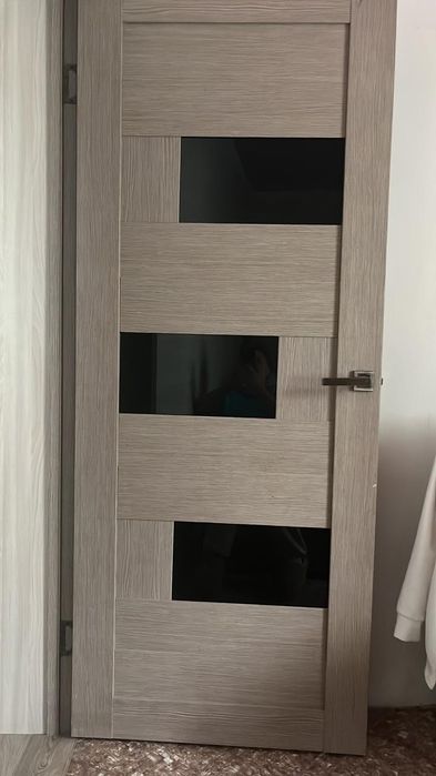 Продам межкомнатную дверь