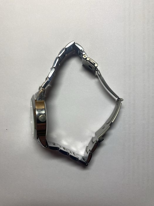 Женские наручные часы