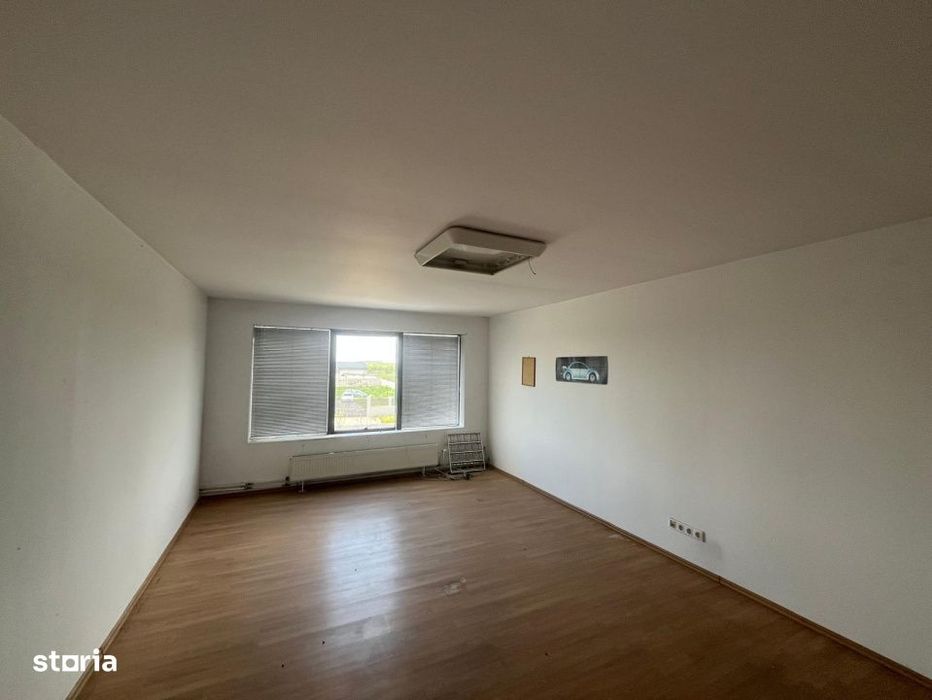 Spatiu comercial 564 mp + hala 274 mp | Teren 1.839 mp | zona Aeroport