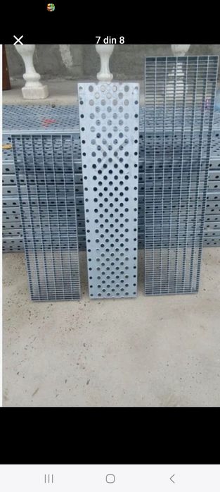 Trepte zicate galvanizate livrăm la domiciliu