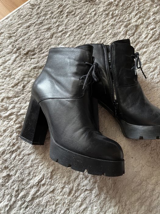 Сапоги весенние кожаные