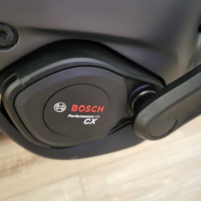 Bicicleta electrica Cube Kathmandu Chrome Pro 800 W, noua 28* si Bonus