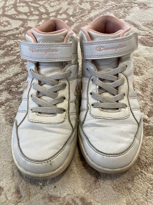 Детски боти, маратонки, чехли, цвички  31 номер