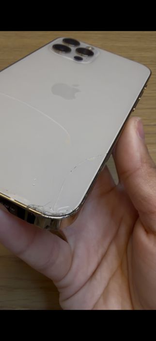 Iphone 12 pro gold