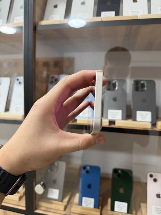 iPhone 13 128GB