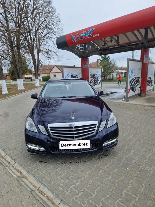 Dezmembrez w212 e class fata completa usa punte