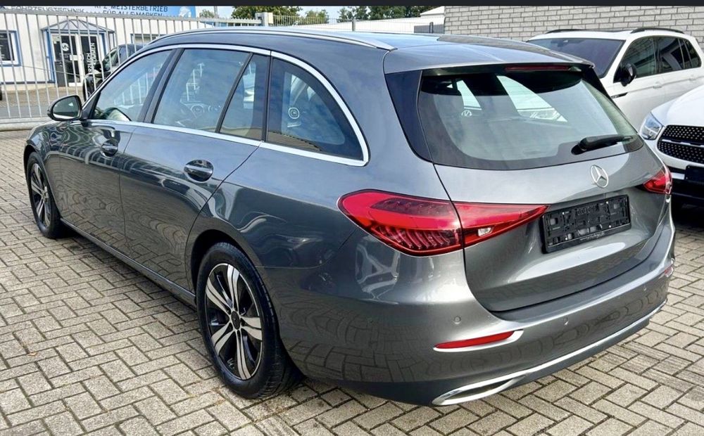 MERCEDES-BENZ C-Class 2022 — imagine 4