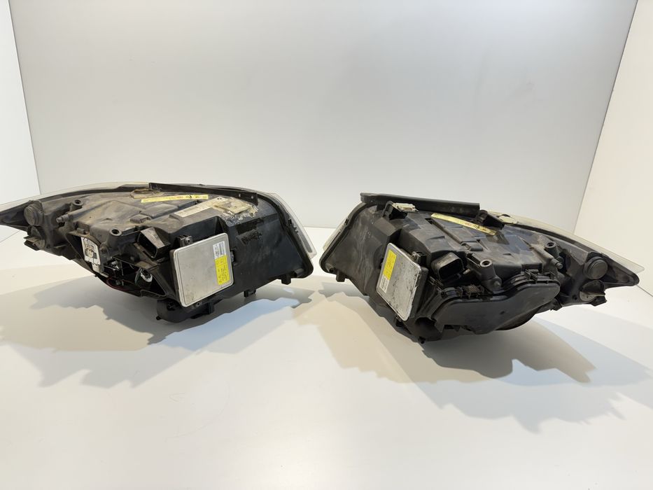 Продаваме ксенон фарове оборудвани за БМВ Е90 / BMW E90