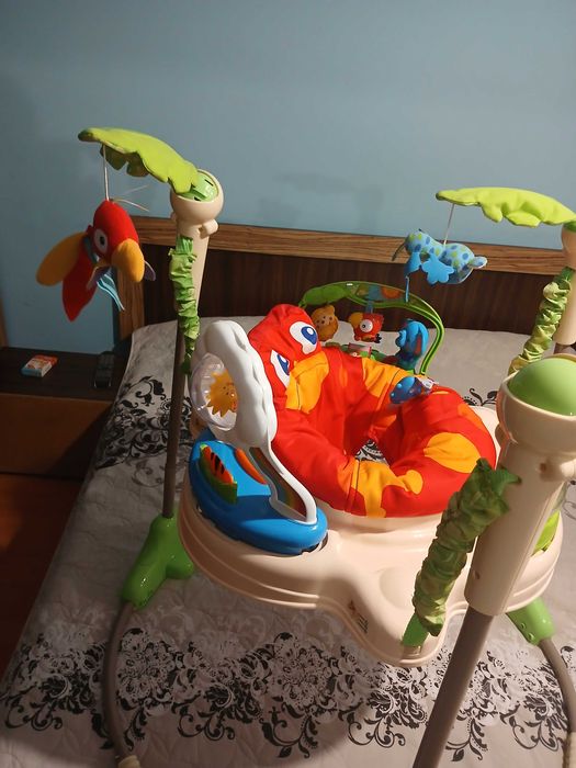 Продавам бънджи на стойка Baby Walker