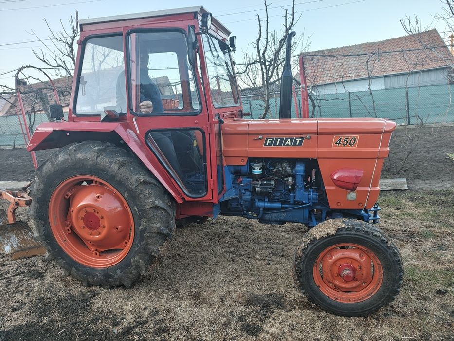Vând tractor FIAT 45