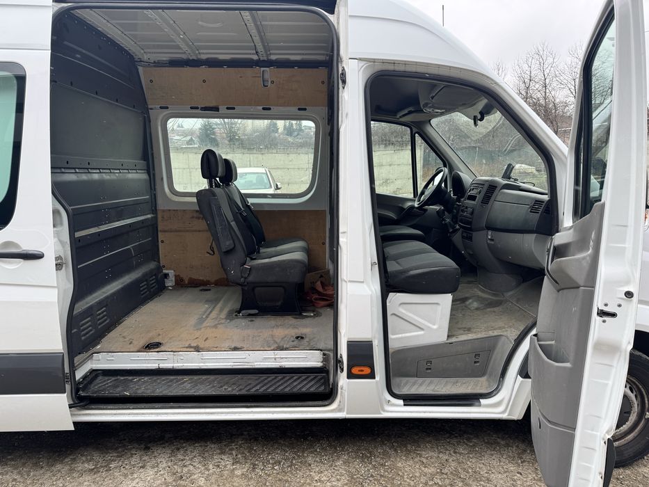 Mercedes-Benz 313 CDI 5 locuri model lung